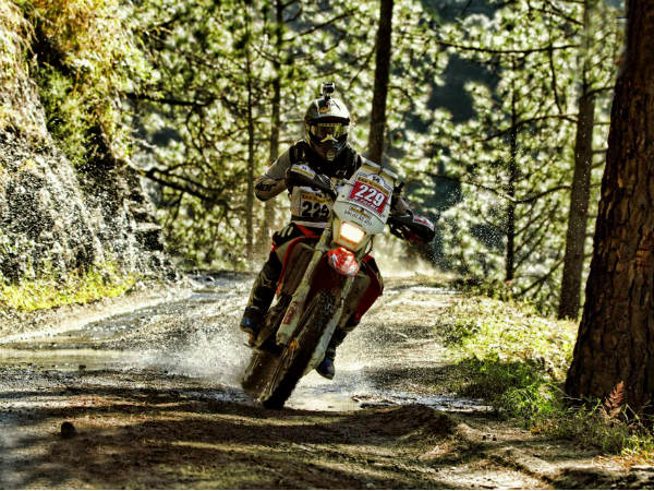 CS Santosh Battling Raid de Himalaya
