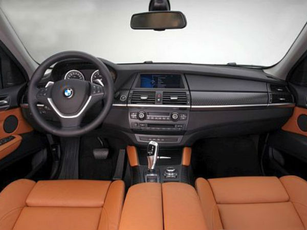 @013 BMW X6 - Interiors