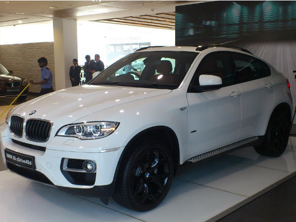 BMW Launches 2013 X6 In India 