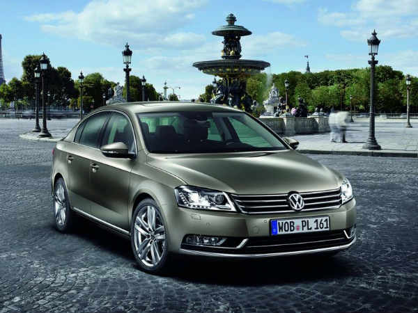 Volkswagen Passat Premium Sedan