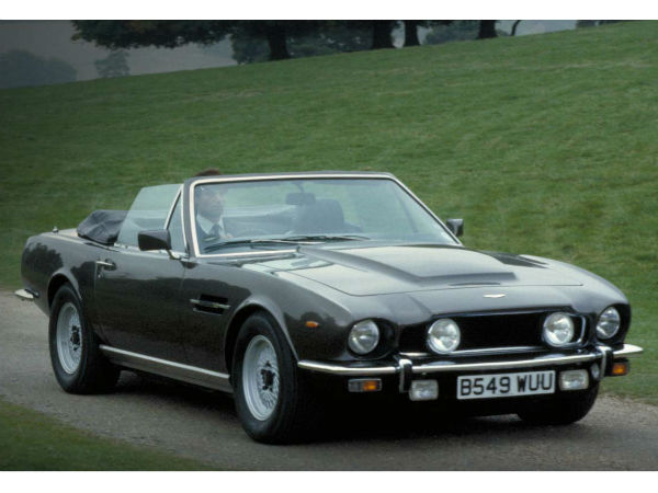 The Living Daylights - Aston Martin V8 Vantage Volante The Living Daylights - Aston Martin V8 Vantage Volante