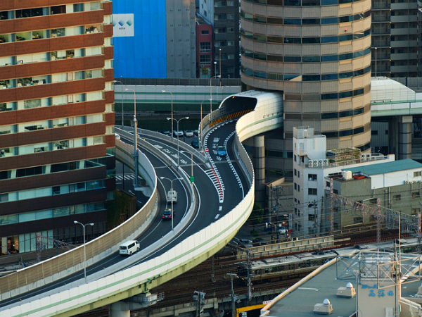 6 Insane Roads To Drive Before You Die