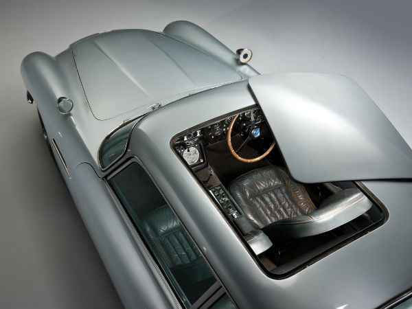 James Bond Aston Martin DB5