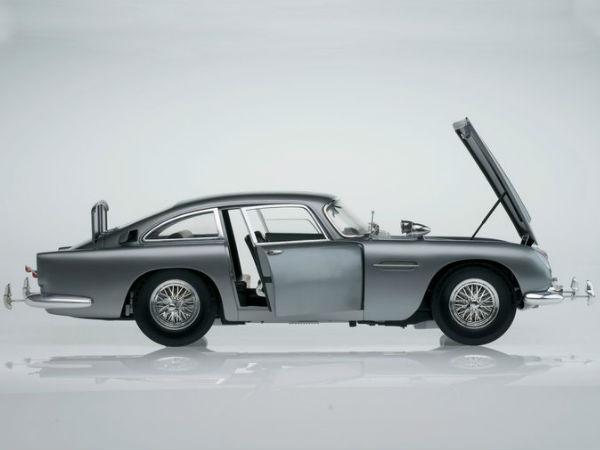 James Bond Aston Martin DB5