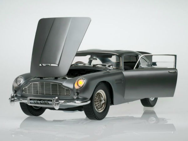 James Bond Aston Martin DB5
