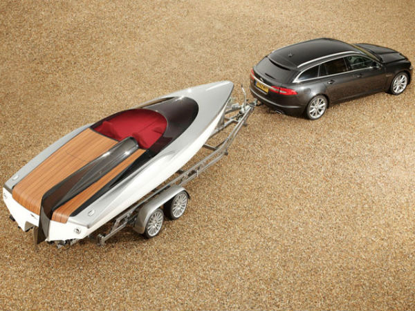Automobile Inspired Luxury Yachts