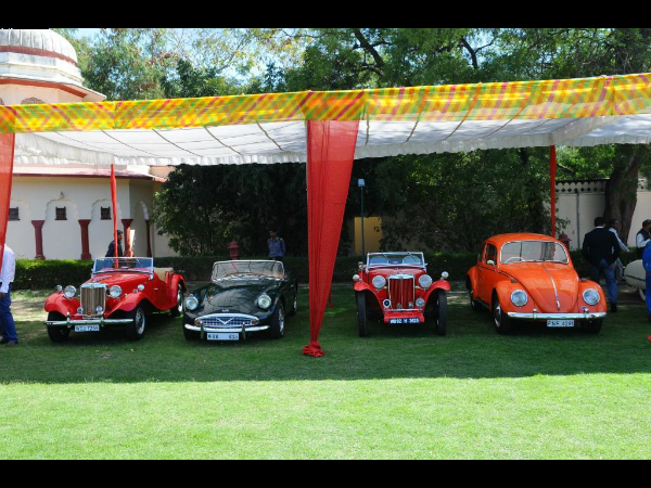 15th Vintage & Classic Car Rally in the Pink City