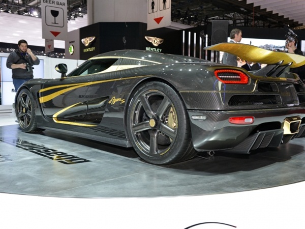 Koenigsegg Agera S Hundra