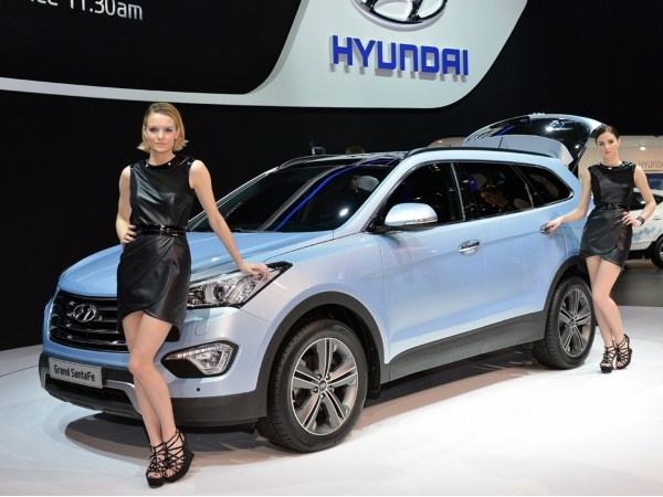 Geneva Motor Show: Cars And Babes