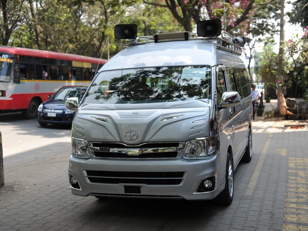 HD Kumaraswamy's Custom Campaign Van