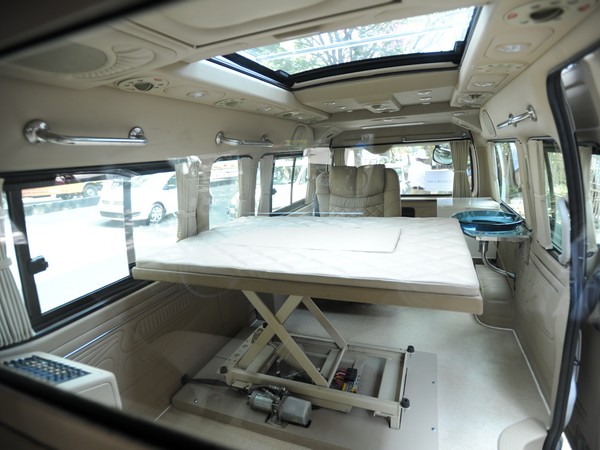 HD Kumaraswamy's Custom Campaign Van