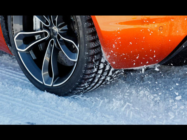 McLaren MP4-12C On Ice