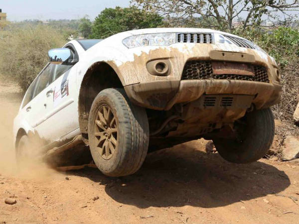 Mitsubishi Pajero Sport 'Heart-in-Mouth' Boot Camp