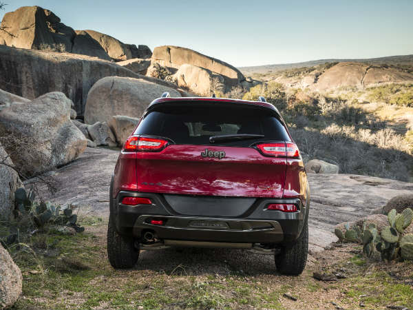 2014 Jeep Cherokee Unveiled