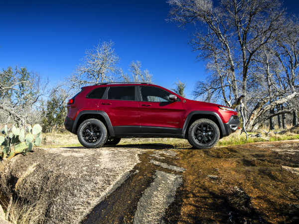 2014 Jeep Cherokee Unveiled