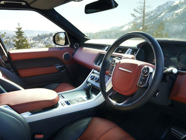 Daniel Craig Gets A Million For Driving Range Rover Sport