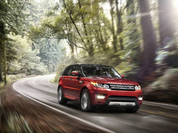 Daniel Craig Gets A Million For Driving Range Rover Sport