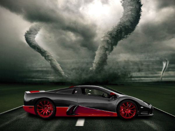 Bugatti Veyron Stripped Off Fastest Production Car Title