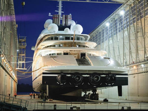 World's Largest Yacht