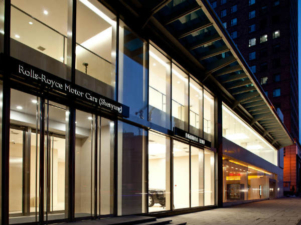 World's Largest Rolls Royce Showroom