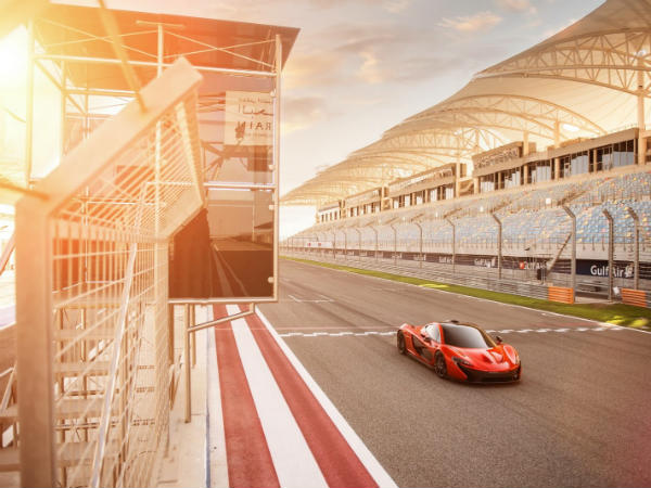 McLaren P1 Photoshoot In BIC