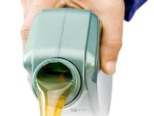 Myth: Engine oil flushes are not necessary