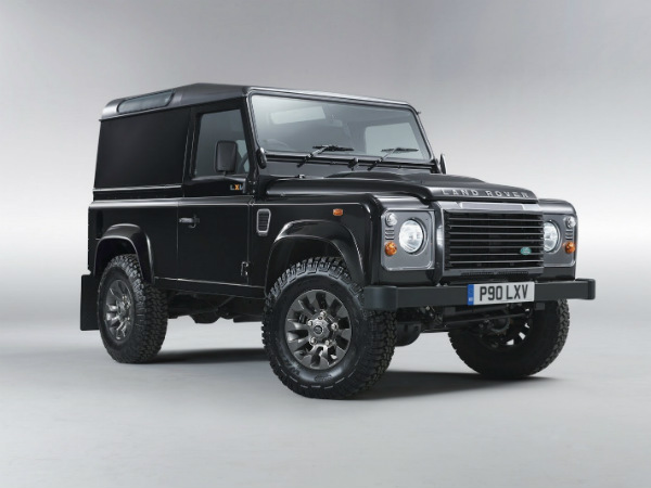 Land Rover Defender LXV