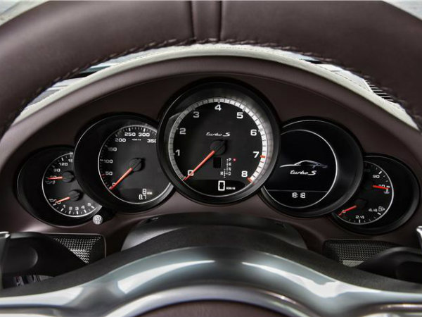 2014 Porsche 911 Turbo Revealed