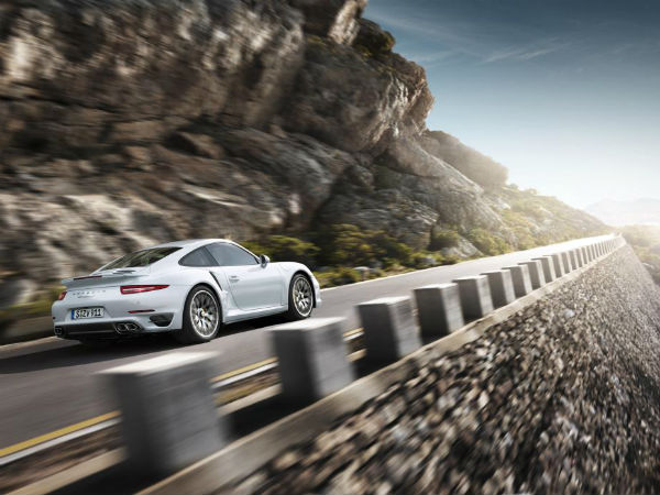 2014 Porsche 911 Turbo Revealed