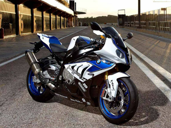 BMW HP4