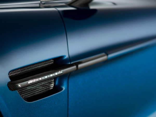 Aston Martin Vanquish Volante Aston Martin Vanquish Volante