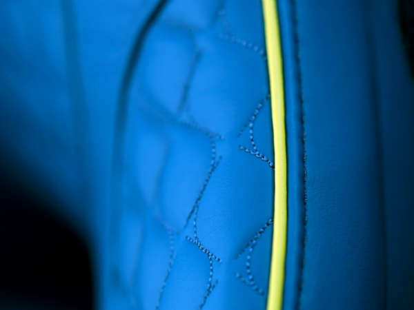 Aston Martin Vanquish Volante Aston Martin Vanquish Volante