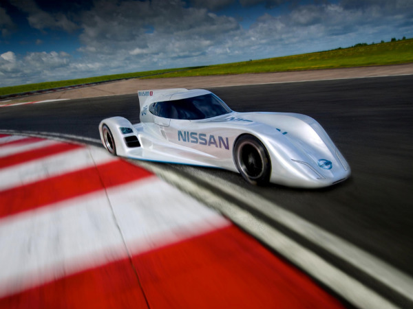 Nissan ZEOD RC electric racing car
