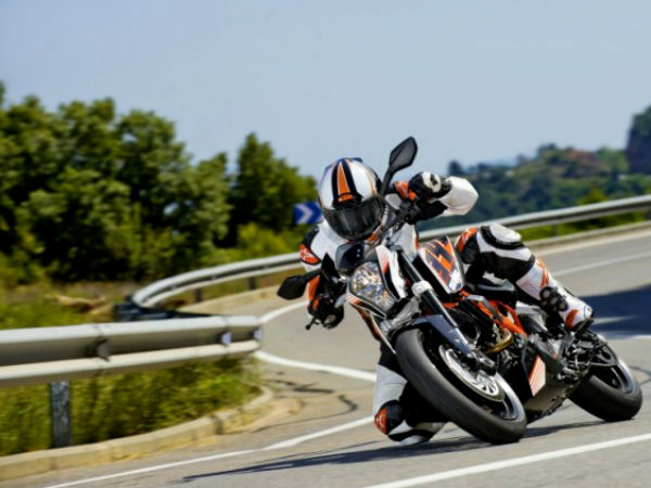 KTM 390 Duke Gallery