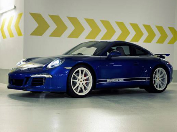 Porsche 911 Carrera 4S 5 Million Fans Edition