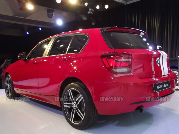 Mercedes A Class vs BMW 1 Series