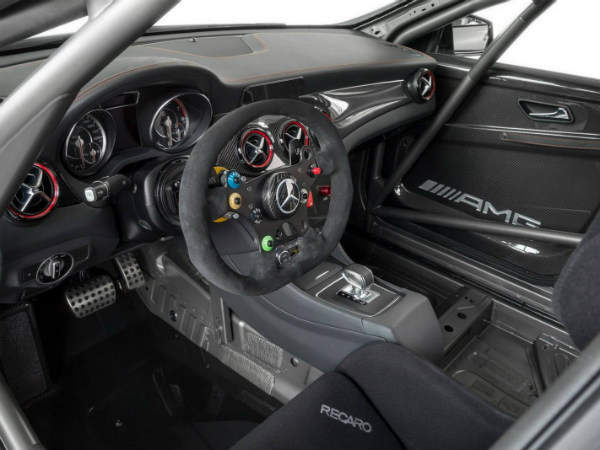 Mercedes-Benz CLA45 AMG Racing Series