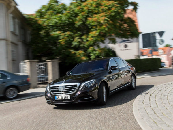 Mercedes-Benz S500 Intelligent Drive