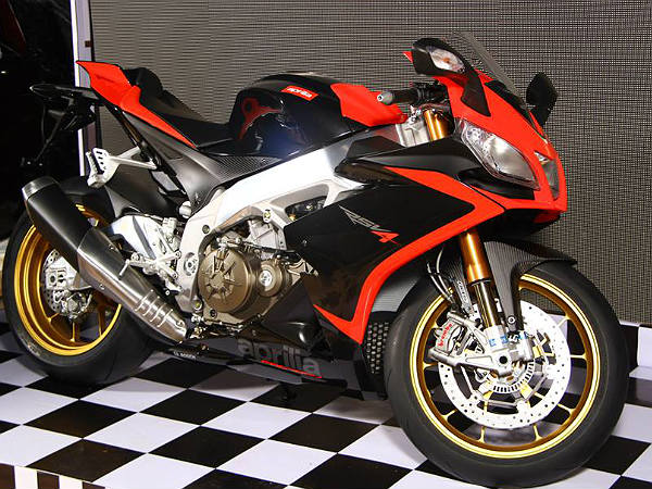 Aprilia RSV4