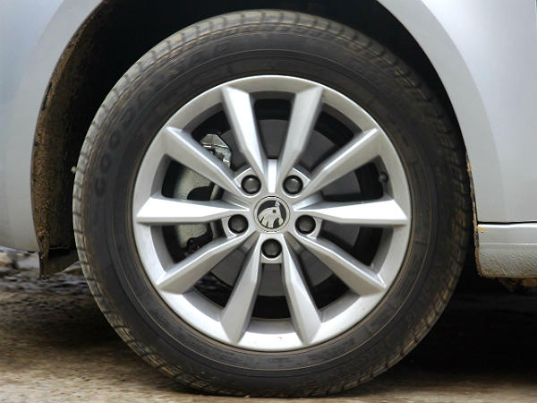 Skoda Octavia Review