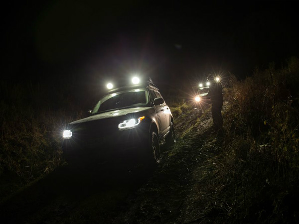 Range Rover Hybrid Silk Trail Expedition