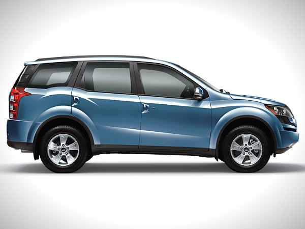 Mahindra XUV500 W4 Base Variant