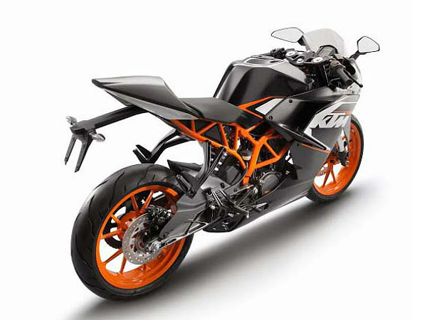 KTM RC125, RC200 Images