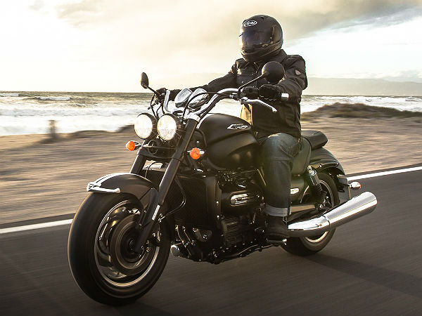Triumph Rocket III Roadster