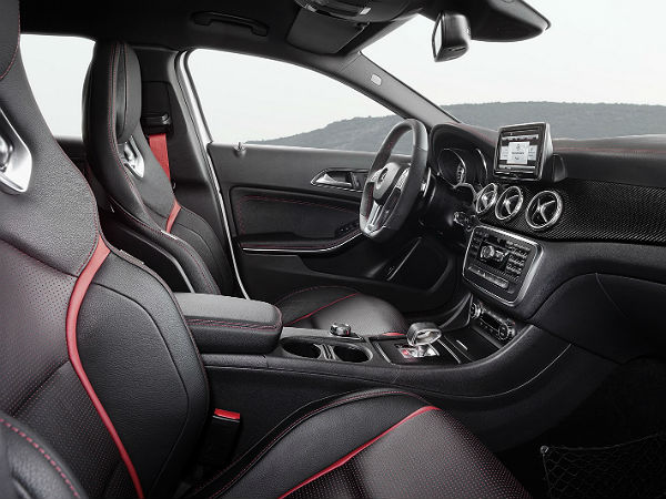 Mercedes-Benz GLA45 AMG