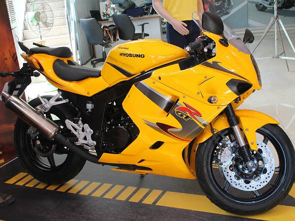 Hyosung GT 250R Price And Details
