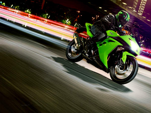 kawasaki-ninja-300