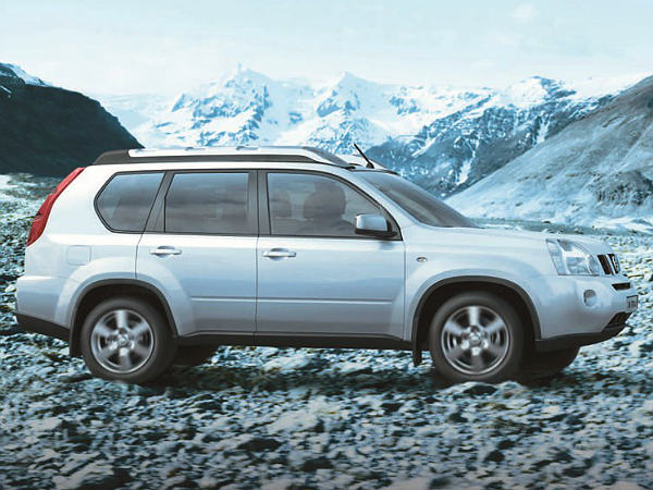 Nissasn Stops Sale Of 370Z, X-Trail In India