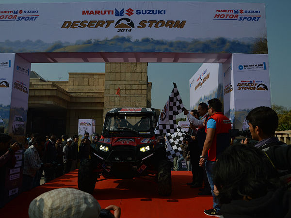 Polaris In Desert Storm 2014