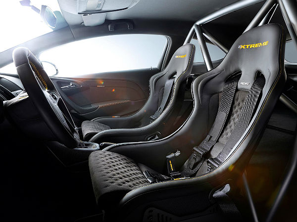 Vauxhall Astra VXR Extreme Seats